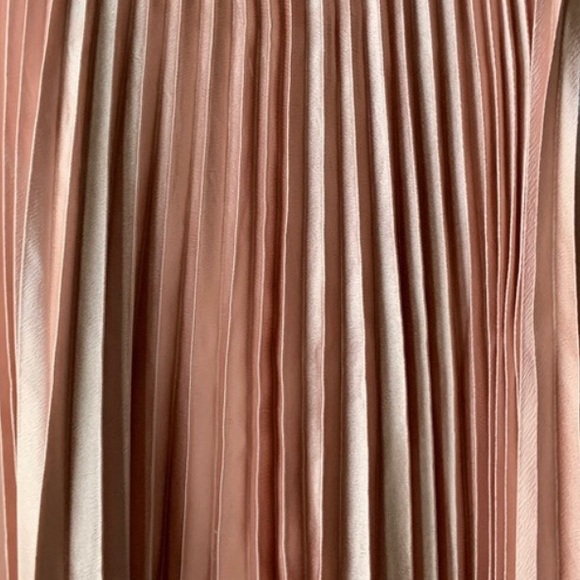 Zara pleated metallic skirt. Size XS - Picture 7 of 11